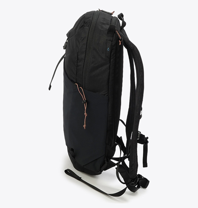 Mountain Hardwear マウンテンハードウェア フィールドデイ16L バック